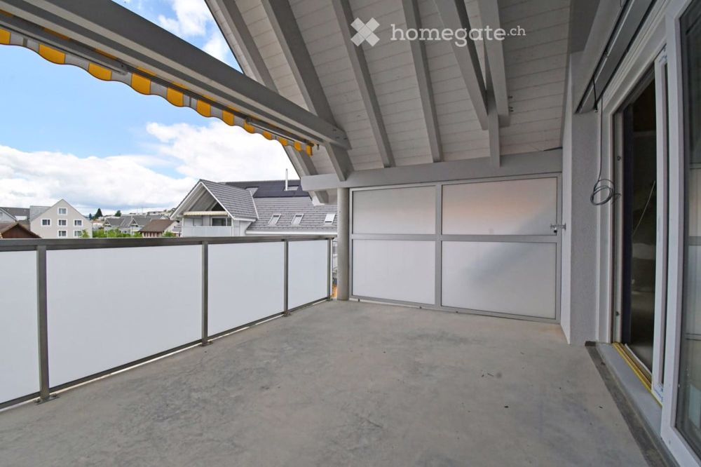 Wohnen mit Wohlfühlfaktor in Bützberg- Ausbau nach Käuferwunsch - Balkon links