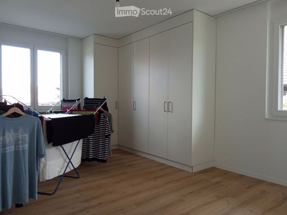 Moderne 3.5-Zimmer-Wohnung im Eigentumsstandard, Dorfstrasse 6, Ins - Bild 3