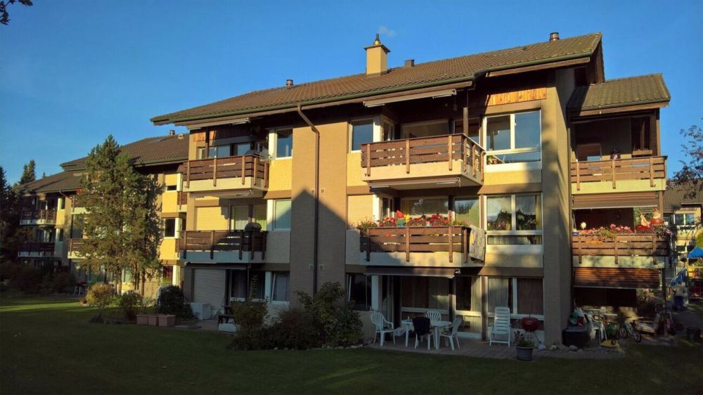 Neu sanierte 4.5-Zimmer-Wohnung mit Gartensitzplatz - Erlenstrasse 11b