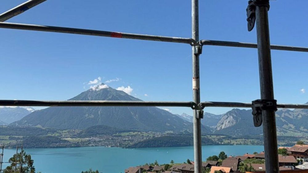 der Innenausbau und die attraktive Aussicht warten - Bild 6