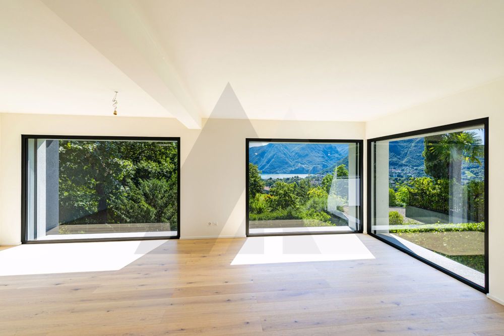 VILLA ULTIMATA IMMERSA NEL VERDE CON VISTA PANORAMICA - Bild 5