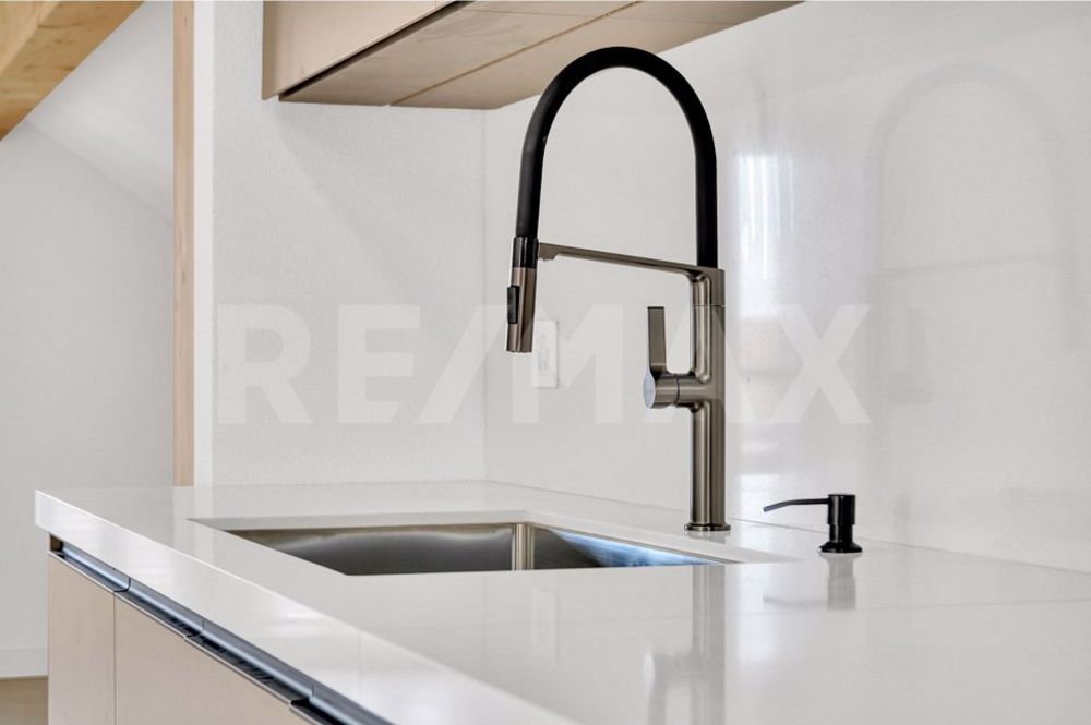 Appartement 4,5 pièces, neuf, alliant charme authentique et confort moderne - Bild 8