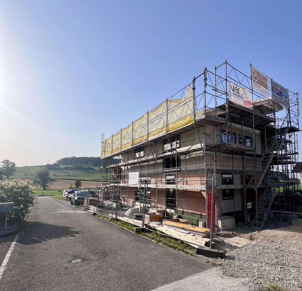Doppel Einfamilienhaus an Naherholung und Landwirtschaftszone - Bild 2