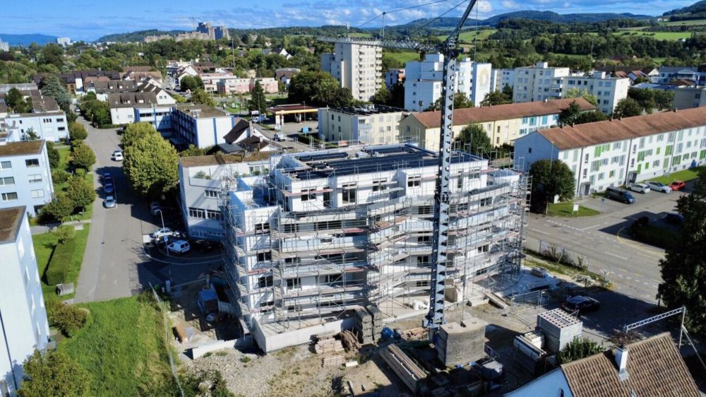 Modernes Wohnen im 1. OG 4.5 Zimmer mit Terrasse - Bild 2