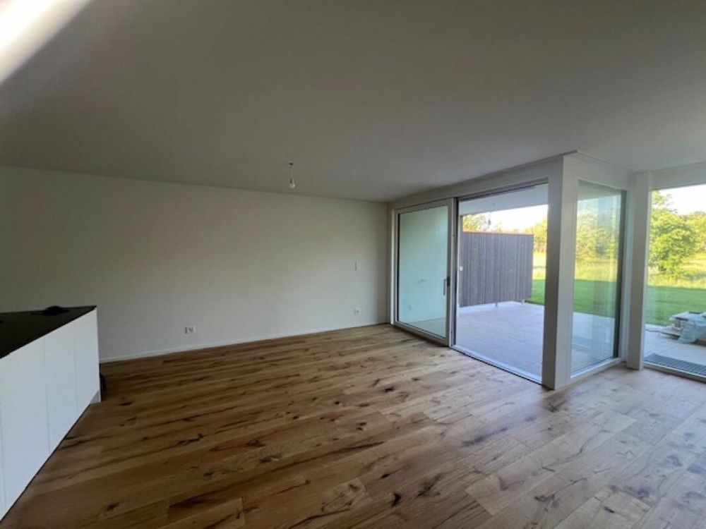 Wunderschönes "Mittelhaus" im Grünen und mit viel Wohnraum. - Bild 6