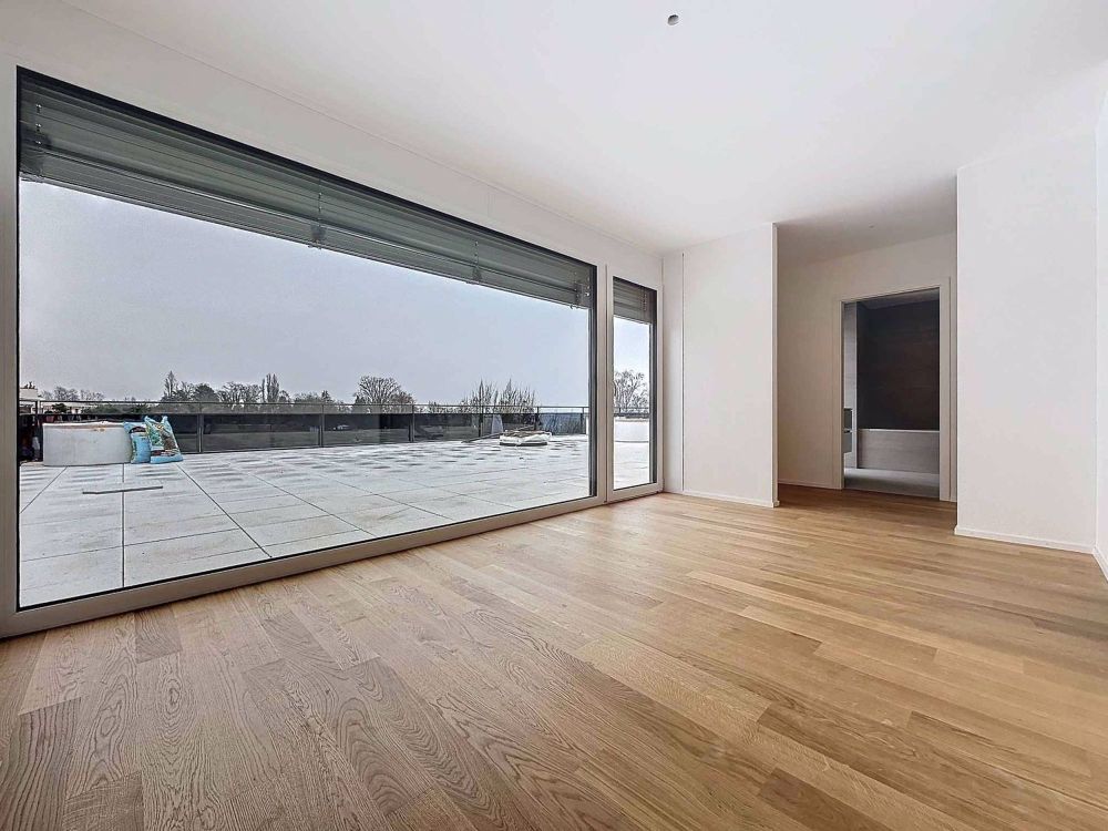 Dachgeschoss mit 5.5 Zimmern und Dachterrasse - Bild 8