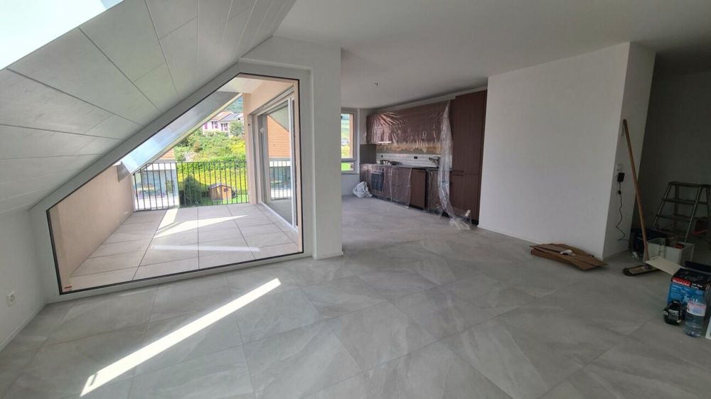 Champagne - 3.5-Zimmer-Wohnung sofort verfügbar - Bild 2