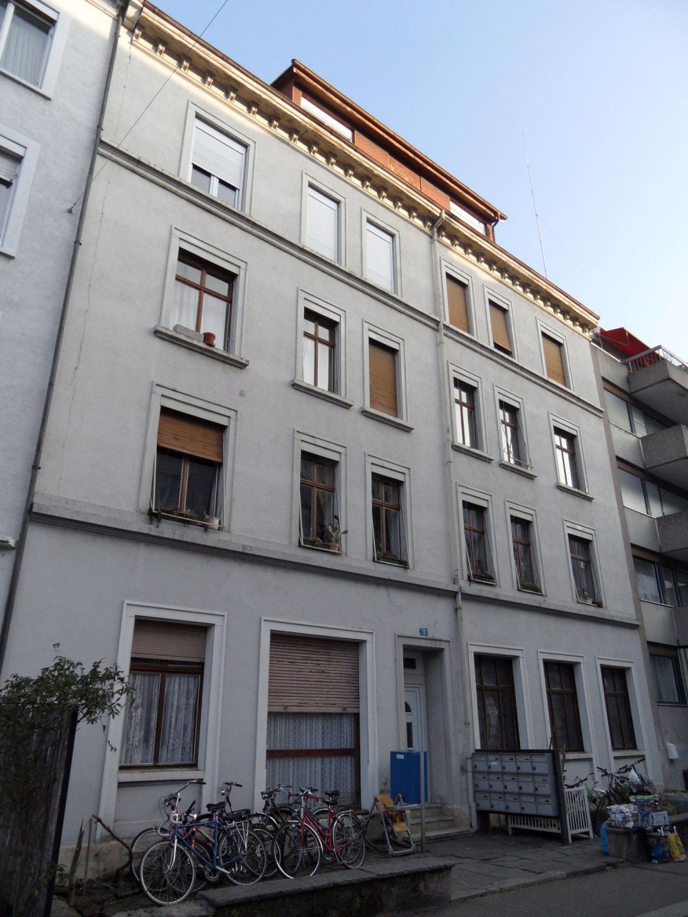 möblierte 1-Zimmer-Dachwohnung - Bild 1