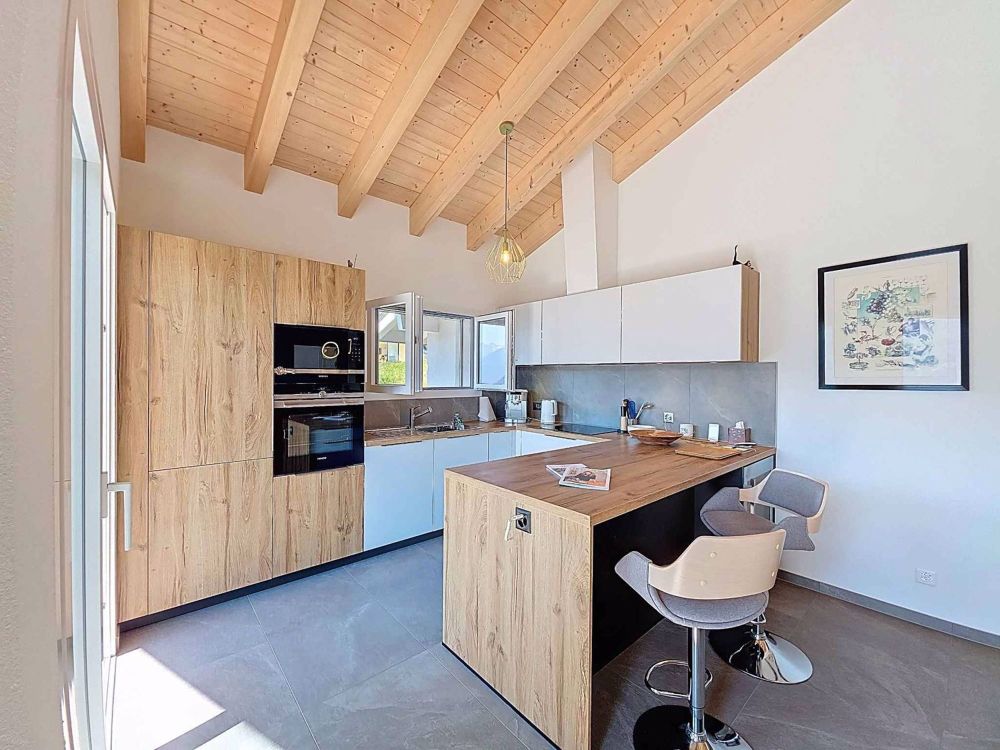 Dachgeschoss-Wohnung mit 4.5 Zimmern und Panoramablick auf die Walliser Alpen - Bild 6