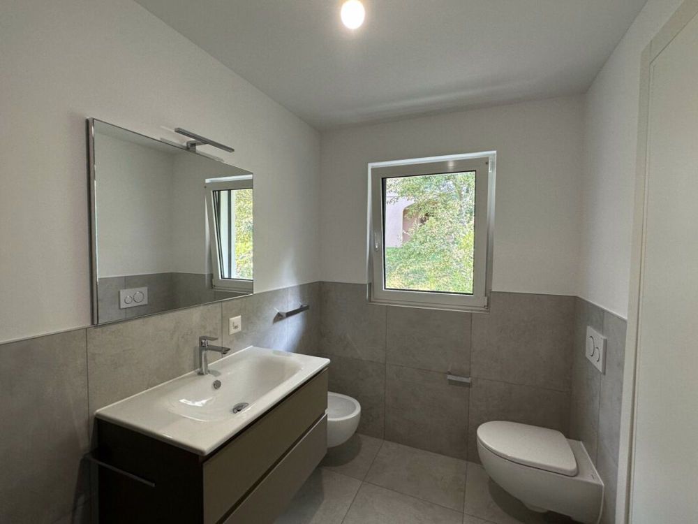 Neue und moderne 3.5-Zimmer-Wohnung im letzten Stock mit offener Sicht in Mendrisio Arzo - Bild 9