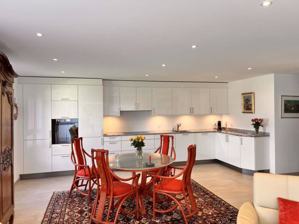 Bel appartement 3,5 pces au calme, avec vue imprenable sur les vignes et les montagnes - Bild 4
