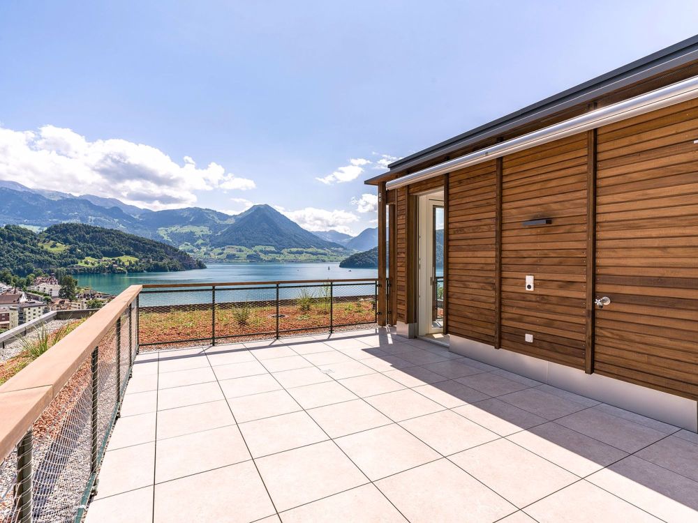 Exklusive 5.5-Zimmer-Attikawohnung in Vitznau – Wohnen mit Seeblick - Bild 2