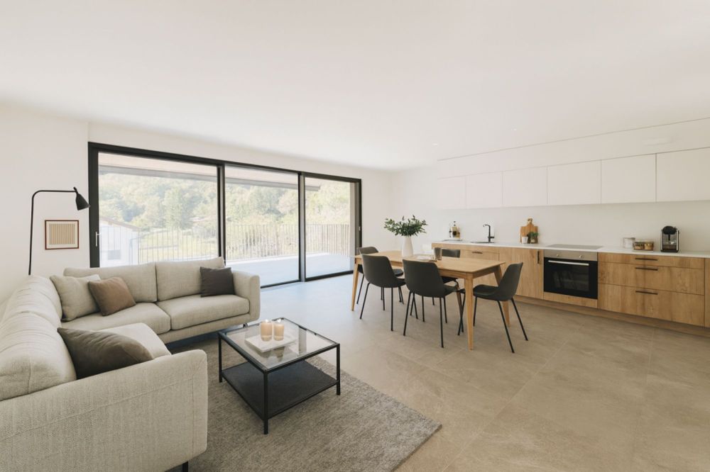 Prächtige 3.5-Zimmer-Wohnung in neuer Residenz von hohem Standard - Bild 2