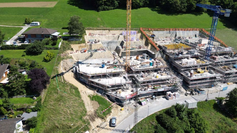 Zweistöckiges Terrassenhaus im Neubauprojekt Dorfblick - Bild 1