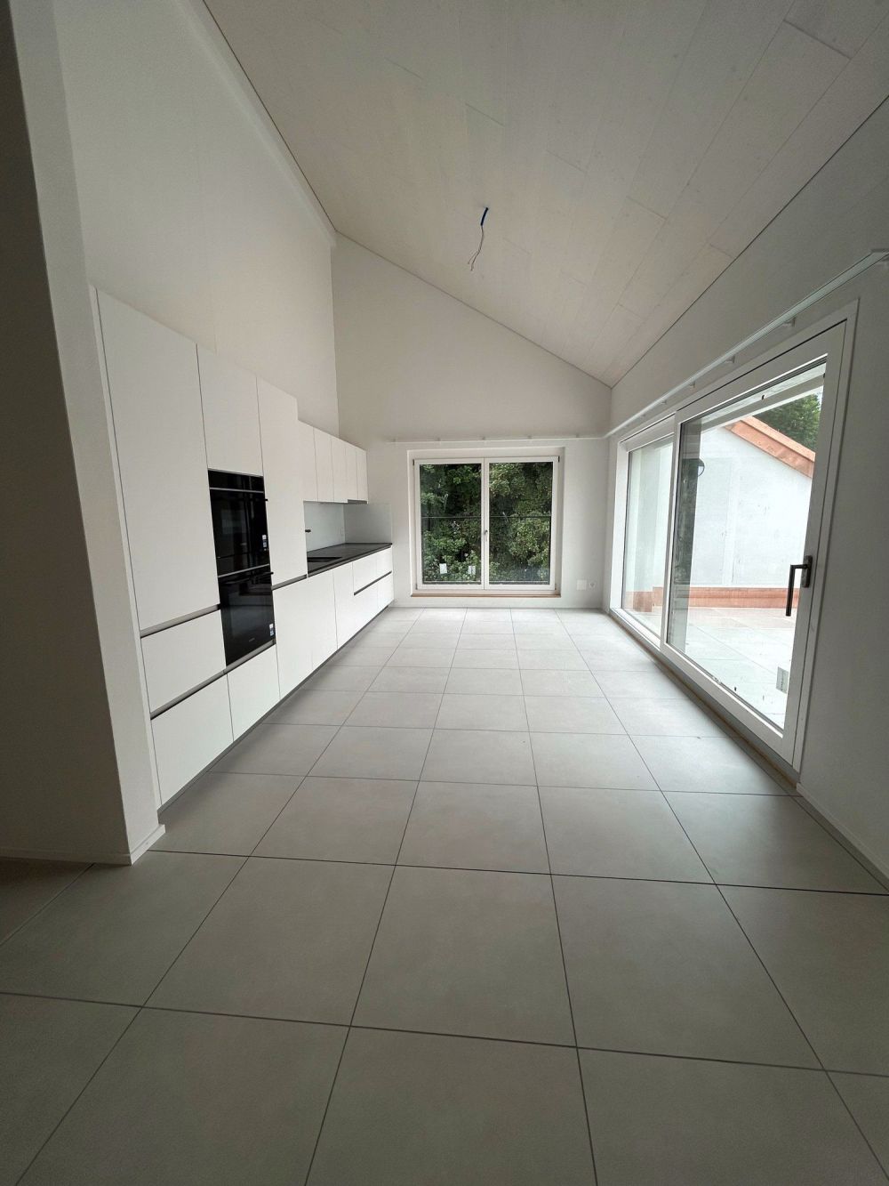 ERSTVERMIETUNG: Traumhafte Dachwohnungen im ruhigen, ländlich geprägten Thierachern bei Thun - Bild 5