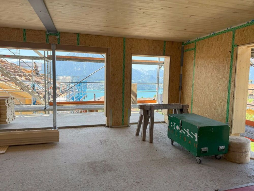 der Innenausbau und die attraktive Aussicht warten - Bild 9