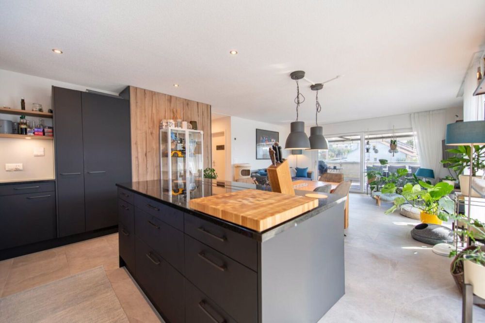 Licht, Raum, Weitblick - moderne 4.5-Zimmer-Attikawohnung mit Jurablick - Bild 6