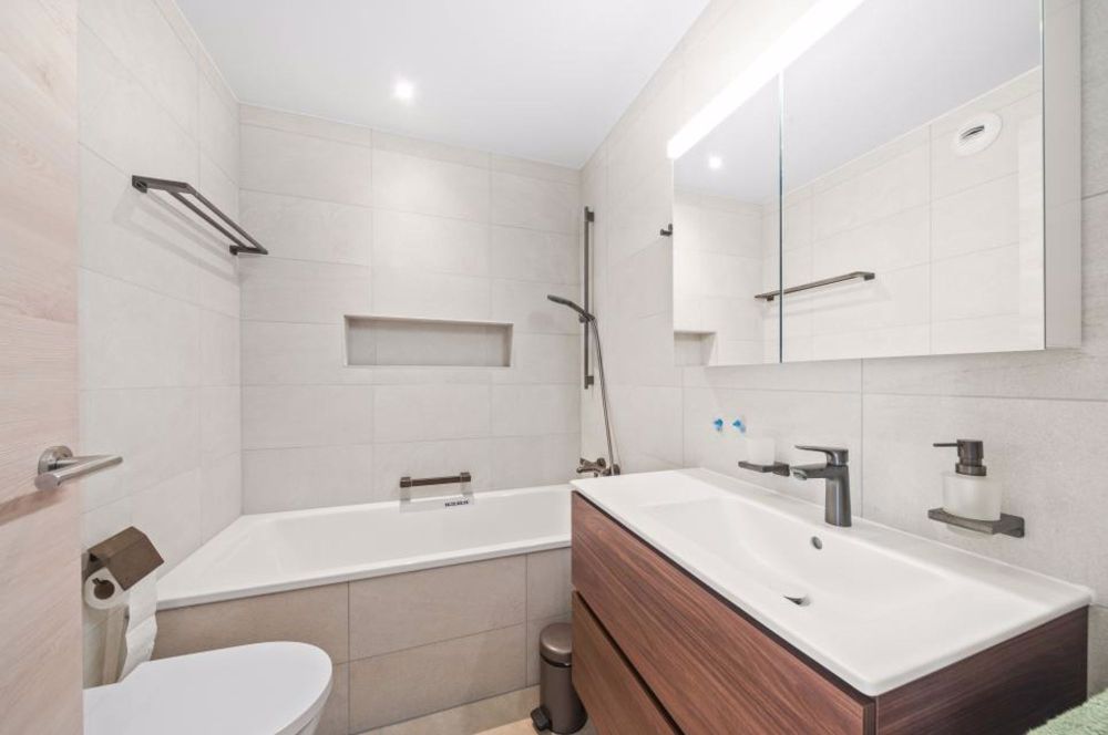 Magnifique appartement moderne et luxueux de 4,5 pces - Salle de bains