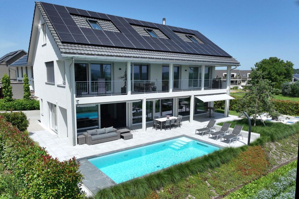 moderne 5-Zimmer Villa - Aussenansicht