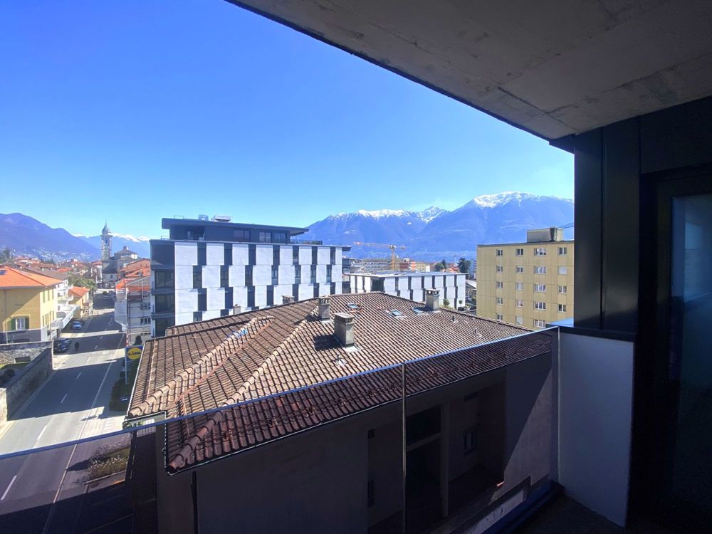 Neueste 2,5-Zimmer-Wohnung in mittlerem bis hohem Standard mit überdachter Terrasse - Bild 4
