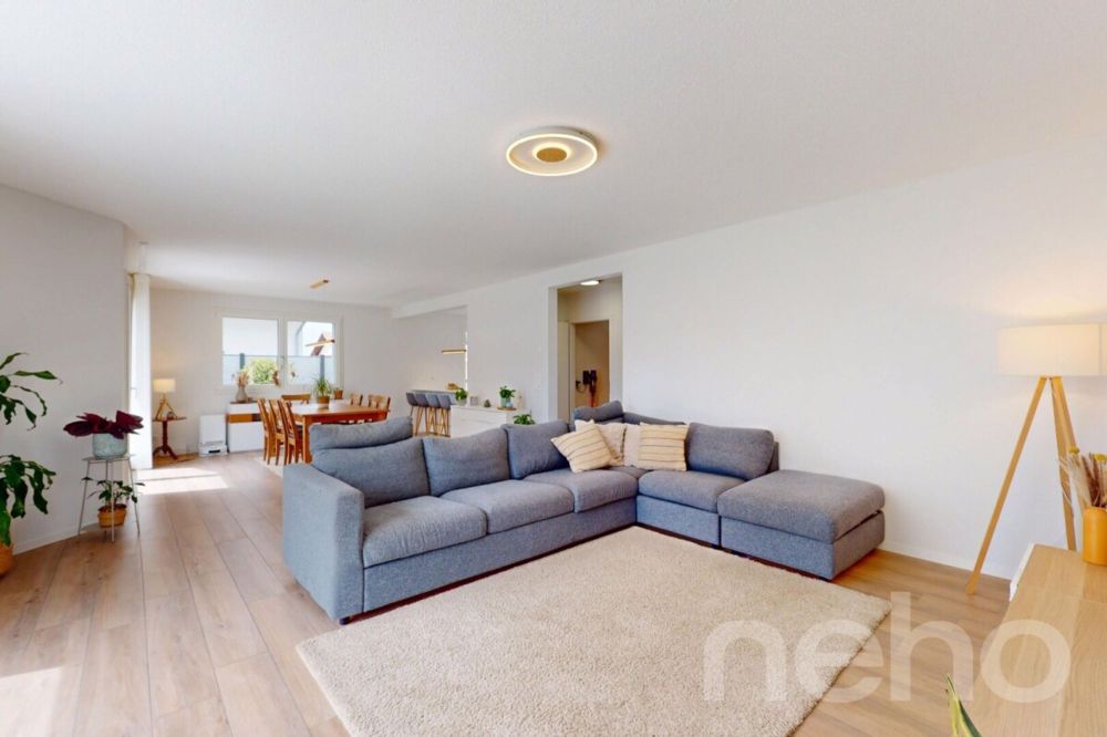 VILLA MODERNE AUX PRESTATIONS ÉLÉGANTES DANS UN QUARTIER FAMILIAL - Bild 3