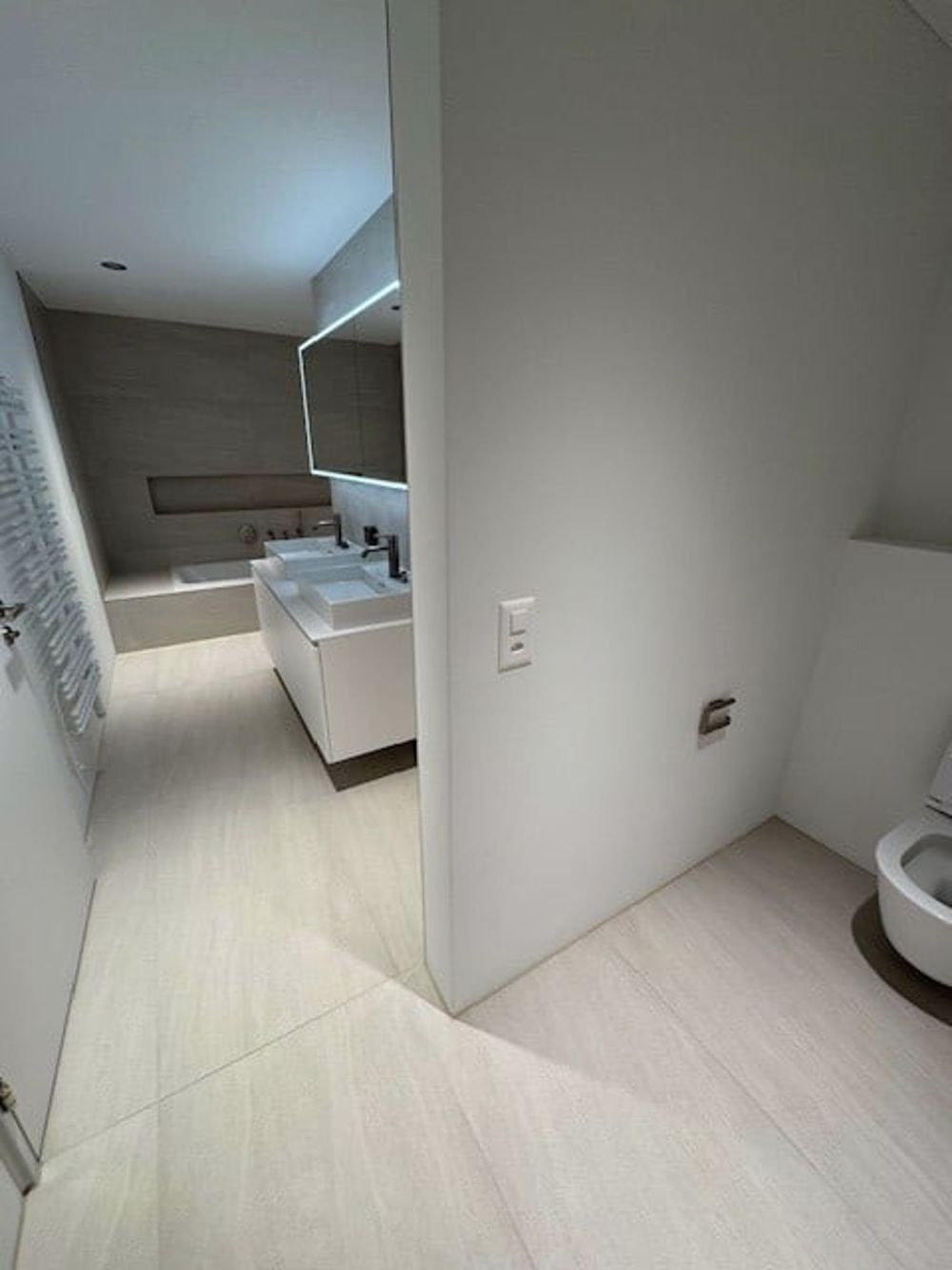 Neubau-Wohnung mit 172m2 Wohnfläche und zwei grossen Bastelräumen/Kellern - Bild 11