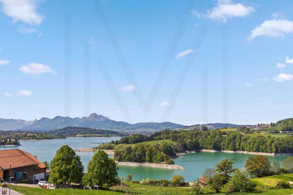 Magnifique duplex de prestige face au lac au coeur de la Gruyère ! - Bild 5