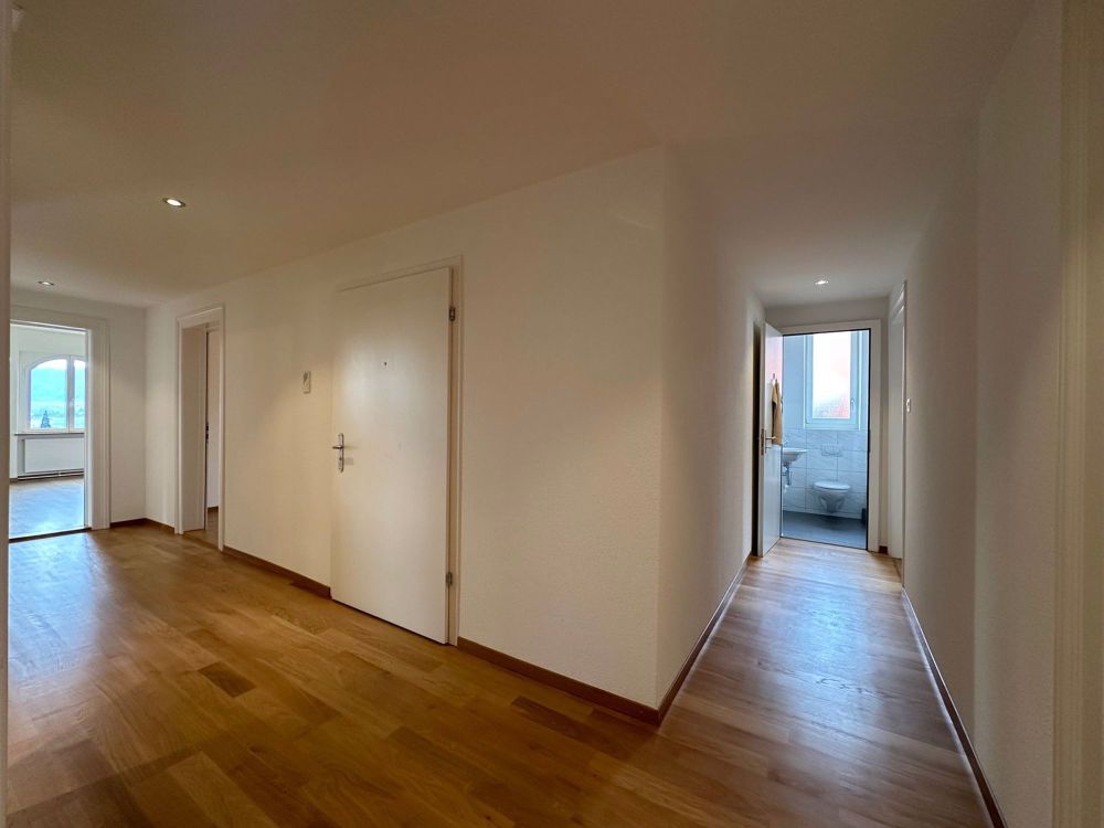 Erstvermietung einer traumhaften 5-Zimmer-Altbauwohnung nach kompletter Renovation - Bild 11