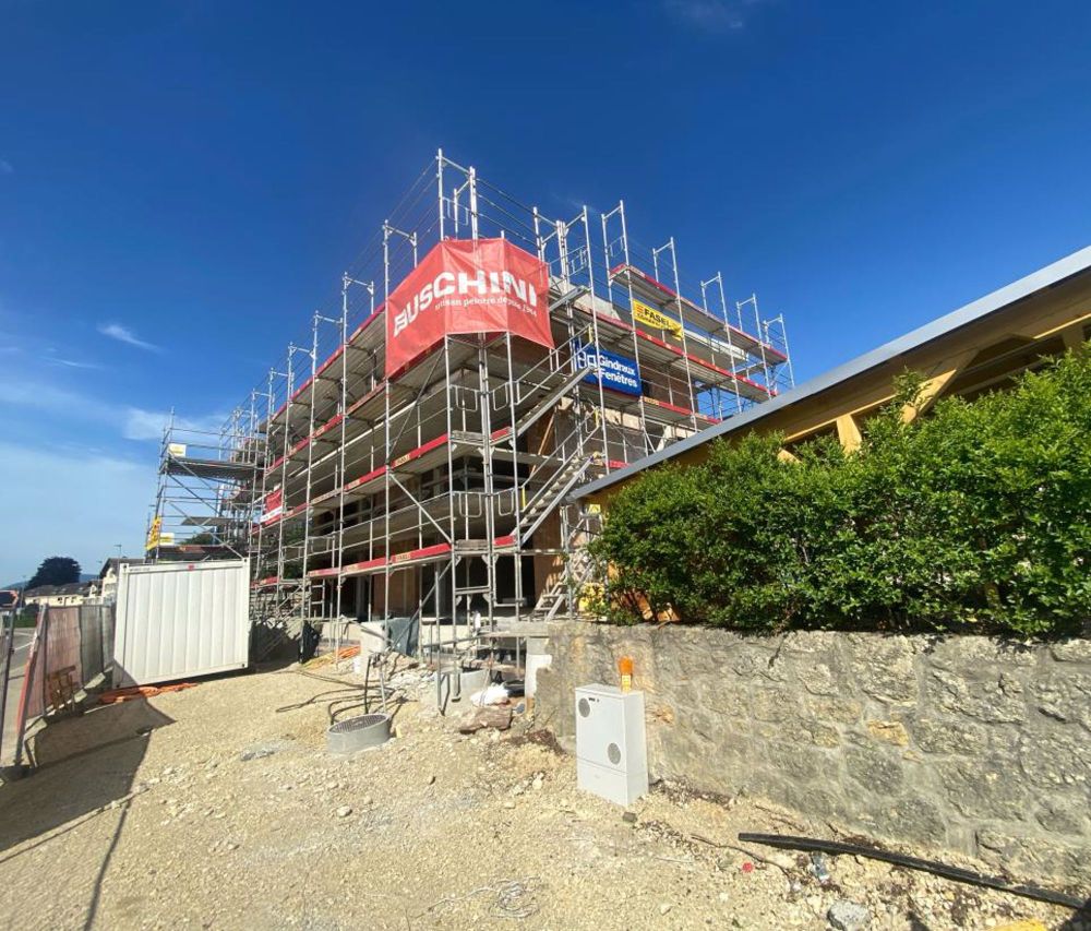 MEHR ALS DREI EINHEITEN VERFÜGBAR! SCHÖNES APPARTEMENT IN DER NÄHE ALLER VERKAUFSPUNTE - Bild 1