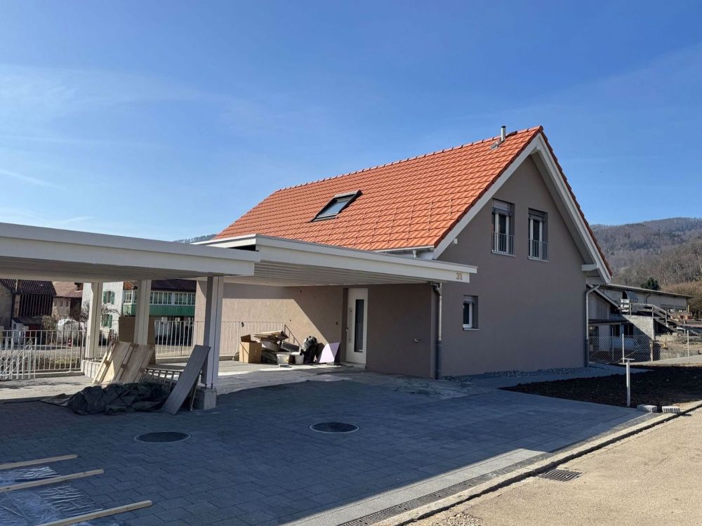 Neues Einfamilienhaus an kinderfreundlicher Lage - Bild 2