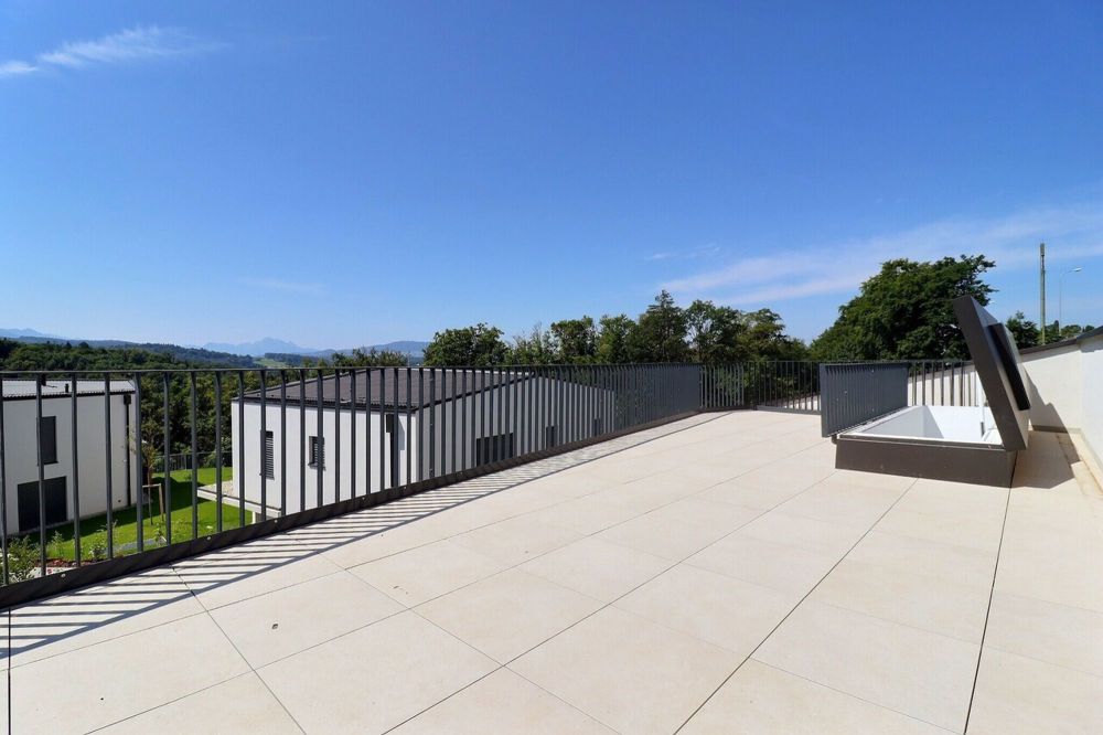 Bel appartement de 4.5 pièces Rooftop / 2 places de parc intérieures - Terrasse attique / accès direct depuis appartement