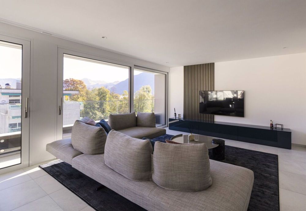 Nuovo attico da sogno a 5 passi dal lago con ampie terrazze e tetto panoramico a Locarno - Bild 2