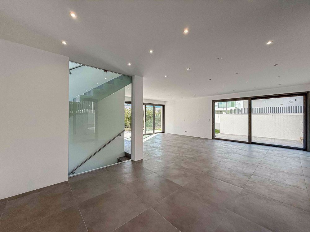 Villa neu gebaut mit Pool in Gravesano - Bild 5
