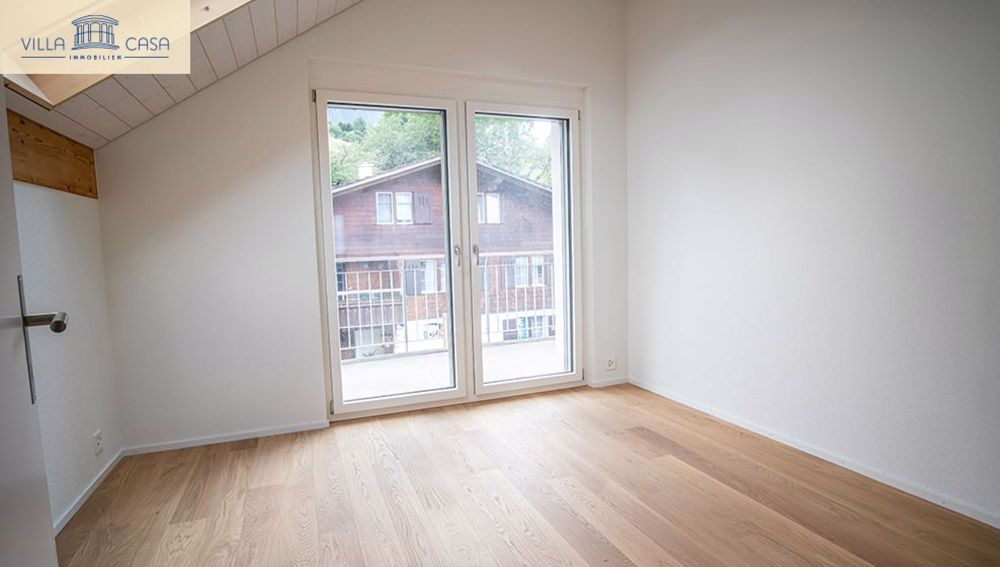 4½-Zimmer-Dachwohnung mit Seesicht in Spiez – ideal für Home-Office! - Bild 6