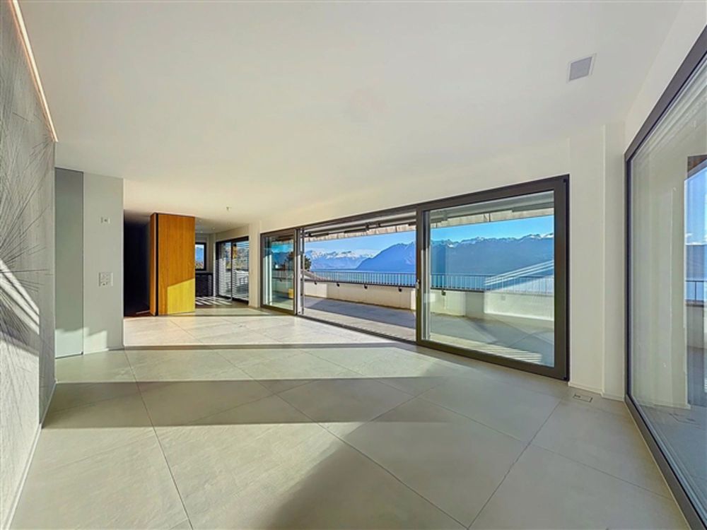 Spektakuläre Aussicht auf den See! - Bild 3