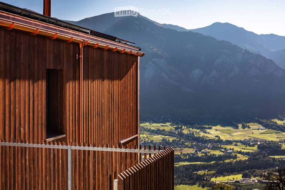 Modernes Minergie-Chalet mit atemberaubendem Bergblick in Präz/Cazis - Bild 6