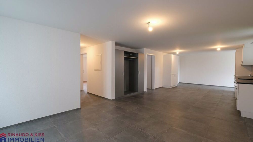 NEUBAU - hell - modern - zentral gelegen - Bild 4