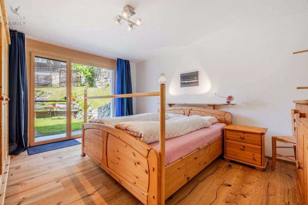 Stilvolle 3 1/2 Zimmer-Gartenwohnung (Erstwohnung) mit Einfamilienhaus-Charakter - Bild 5