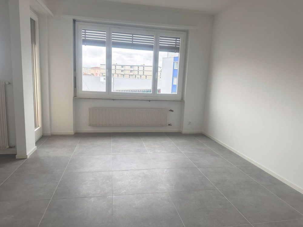 3,5 Lokale renoviert in Losone – strategische Residenz und ideale Investition! - Bild 4