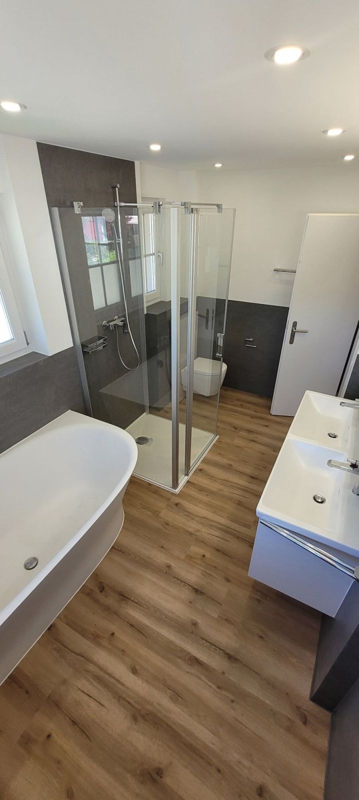 Charmantes, kernsaniertes Einfamilienhaus - Bild 2