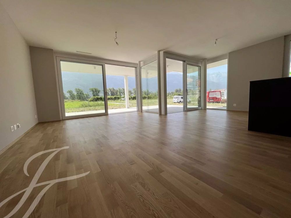 3.5 pièces neuf, avec terrasse, jardin, et parking - Bild 6