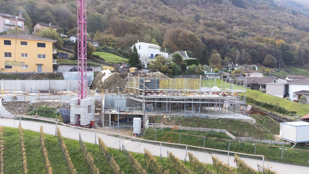 Moderne Villa im Bau mit Garten in Camorino - Bild 3