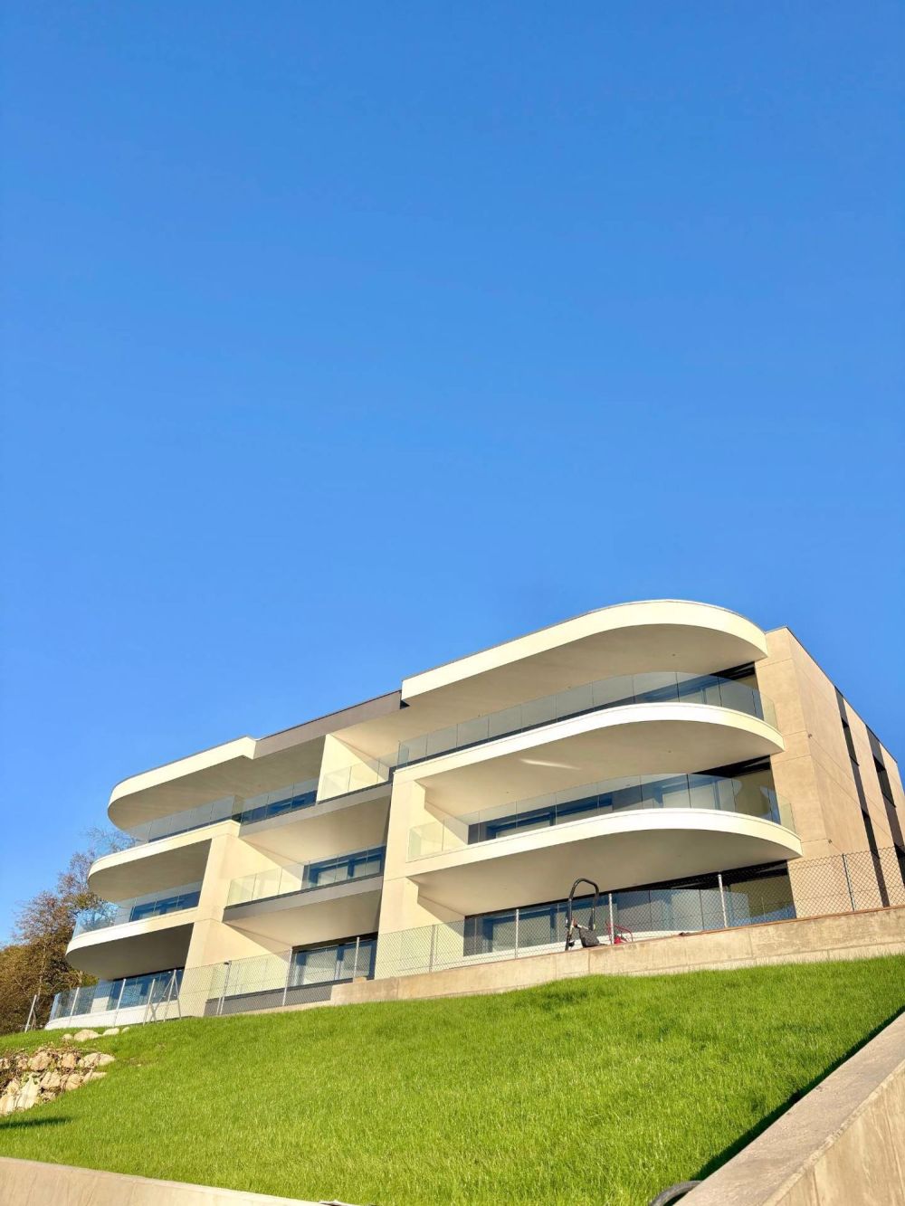 Elegante Appartamento di 3.5 Locali a Collina d'Oro - Bild 13