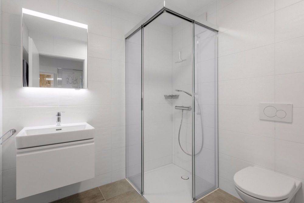 Moderne 3.5-Zimmer-Wohnung mit Garten in Ins - Bild 9