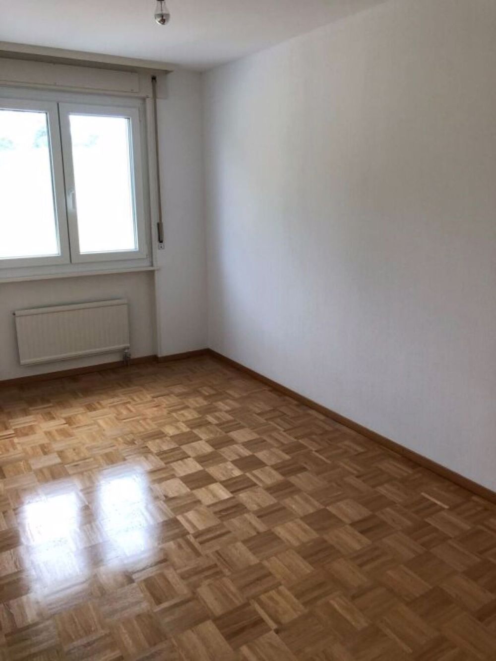 Espace et confort au 1er étage à Villaraboud - Bild 3
