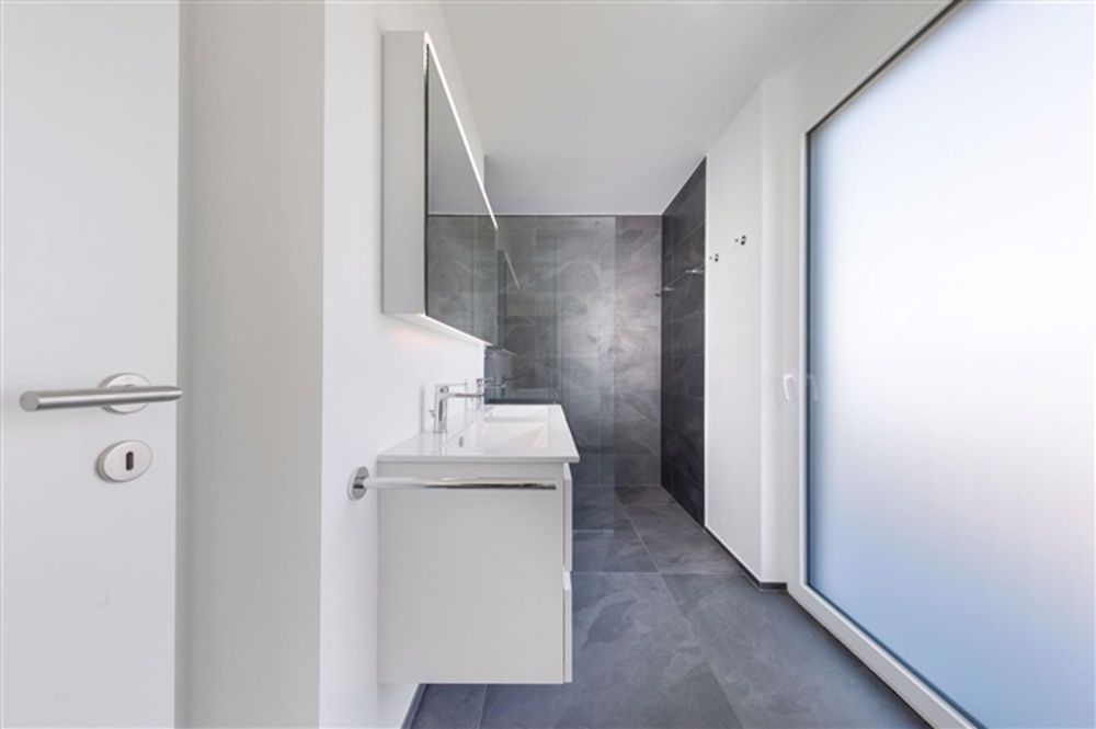 Wunderschöne 4-Zimmer-Penthouse-Wohnung mit Panoramablick in Prilly - Bild 10