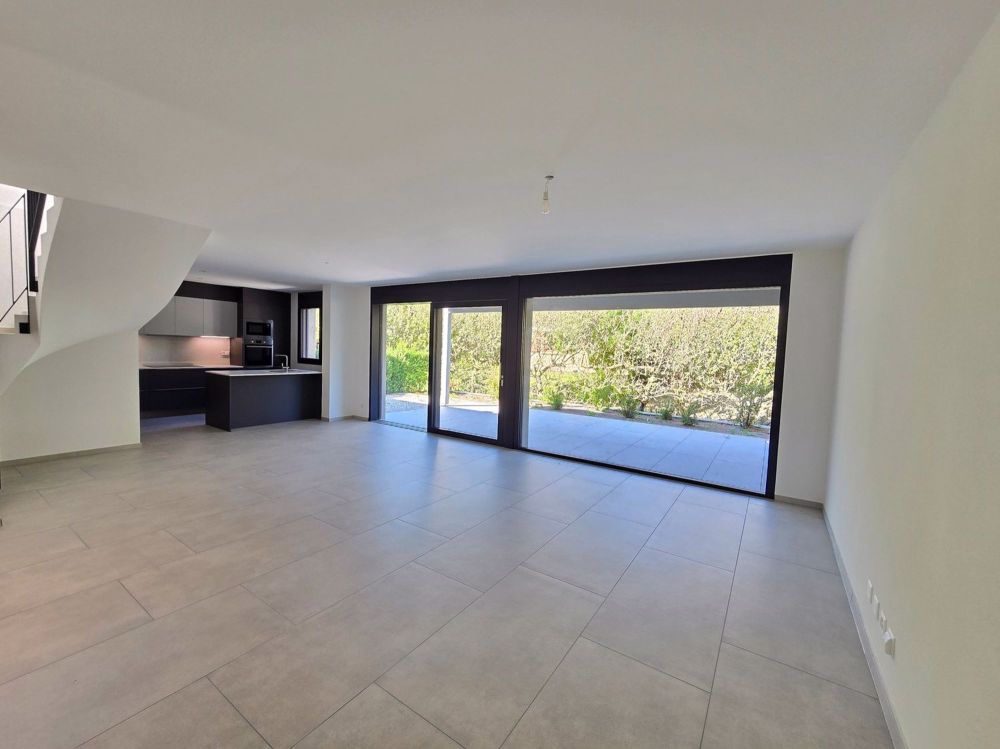 Villa neuve - 190 m2 et 735 m3 - 3 places de parc - Martigny - Bild 2