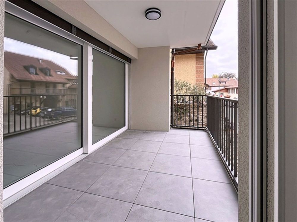 Neu, 3,5 Stück im Dorf Champagne - Bild 4