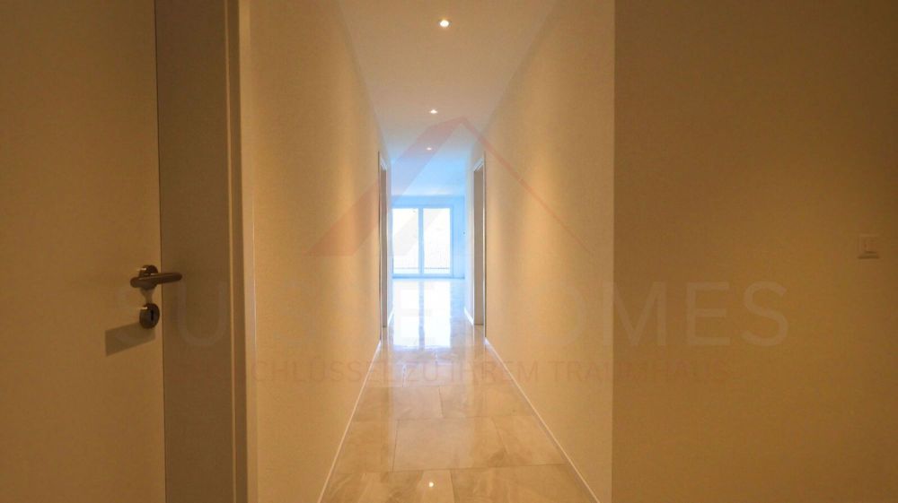 Moderne 3.5-Zimmer-Attikawohnung mit 45m2 Terrasse in Gurmels - Bild 5