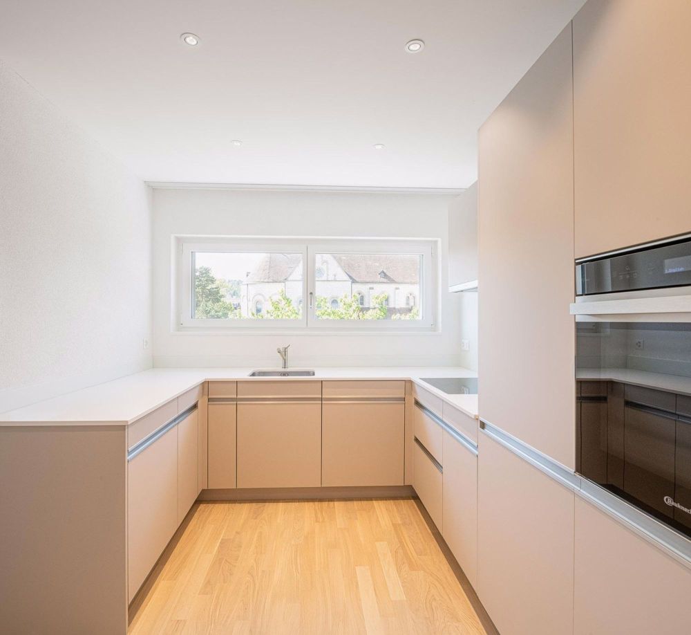Schöne moderne 3.5 Zimmer-Wohnung in Neuhausen! - Bild 3
